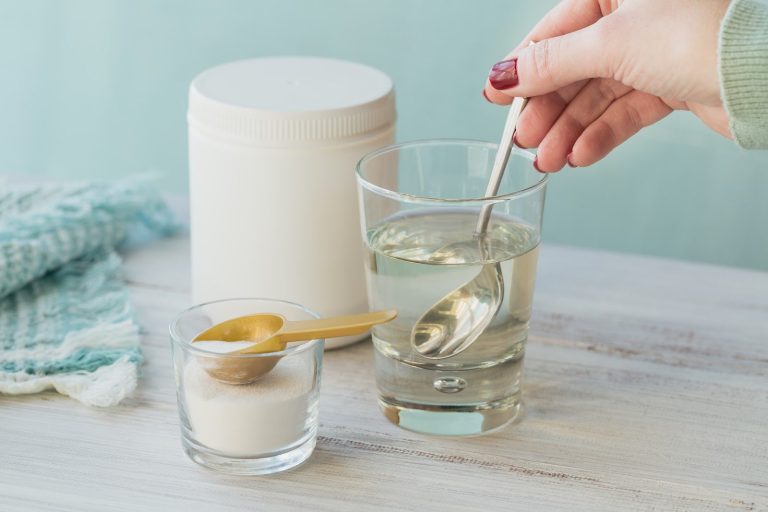 Collagen supplement Singapore: collagen powder stirred into water